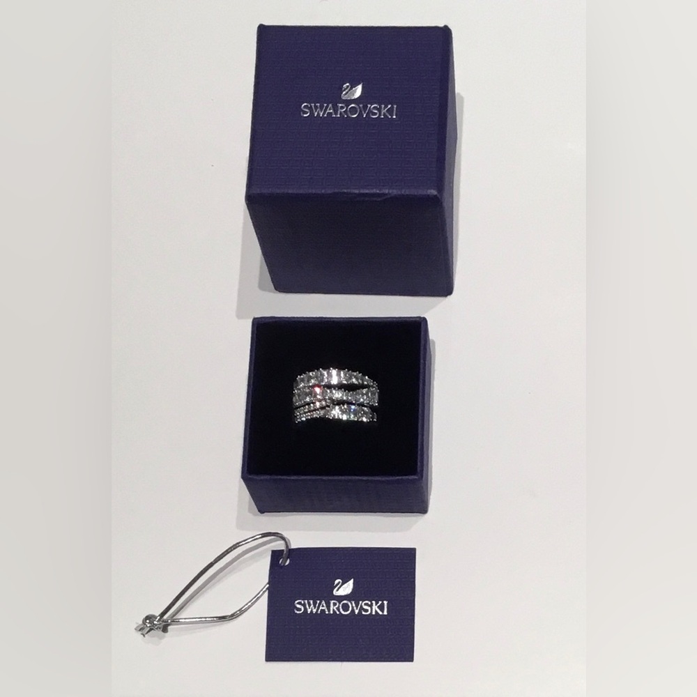 Swarovski Crystal Hyperbola Ring NWT